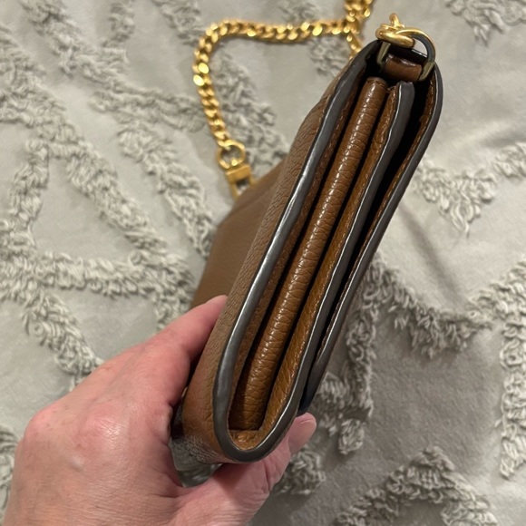 Tory Birch Britten Chain Wallet - Picture 4 of 15